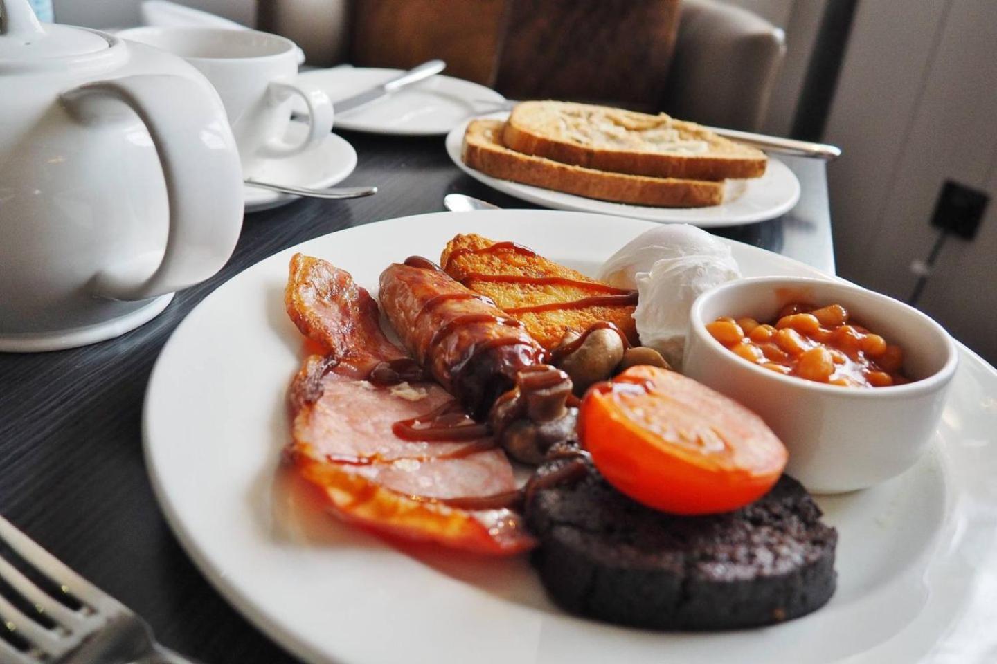 Macdonald Kilhey Court Hotel Wigan Bagian luar foto