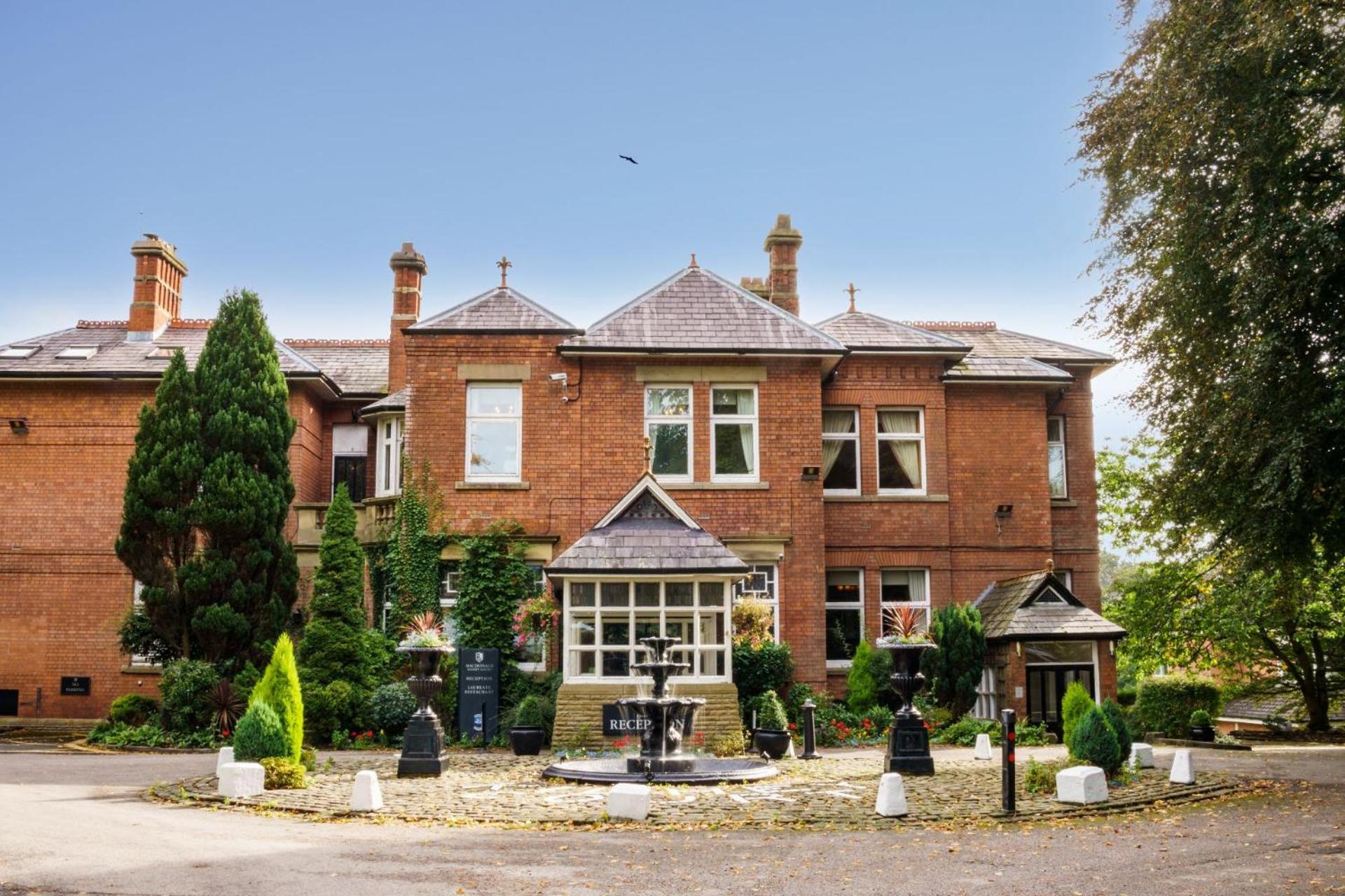 Macdonald Kilhey Court Hotel Wigan Bagian luar foto